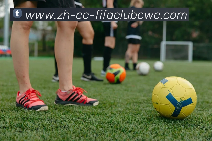 2013年中超联赛完整赛程回顾及关键比赛盘点